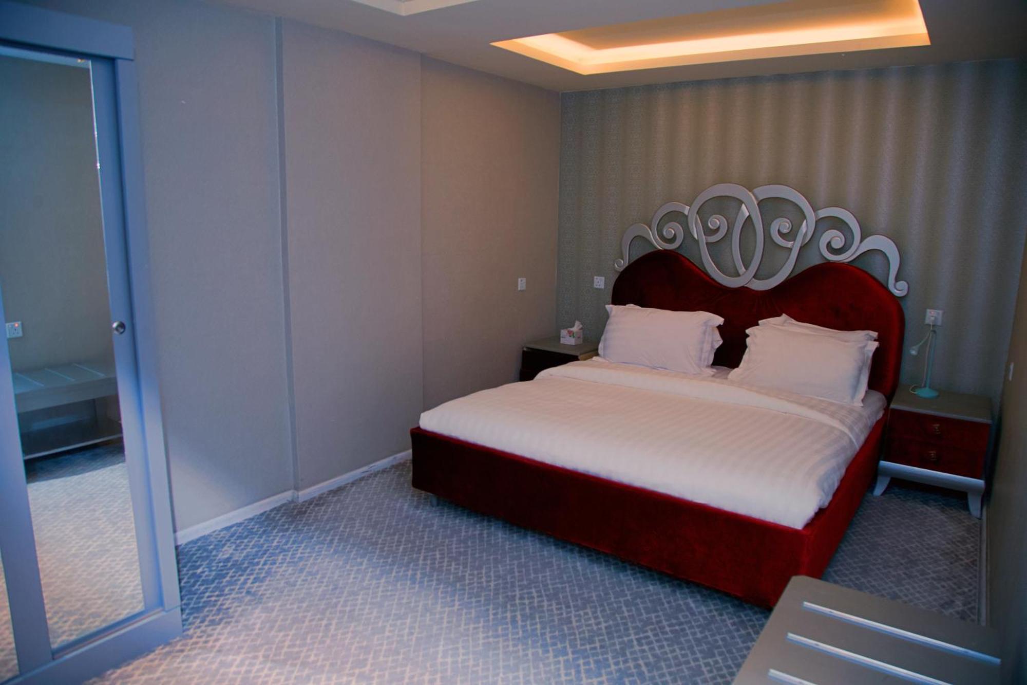 Sharz Hotel Buraidah Exterior photo