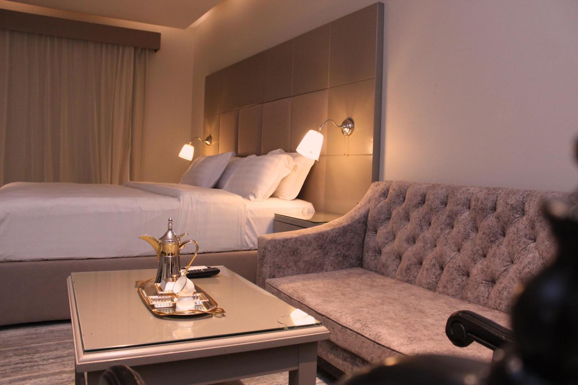 Sharz Hotel Buraidah Exterior photo