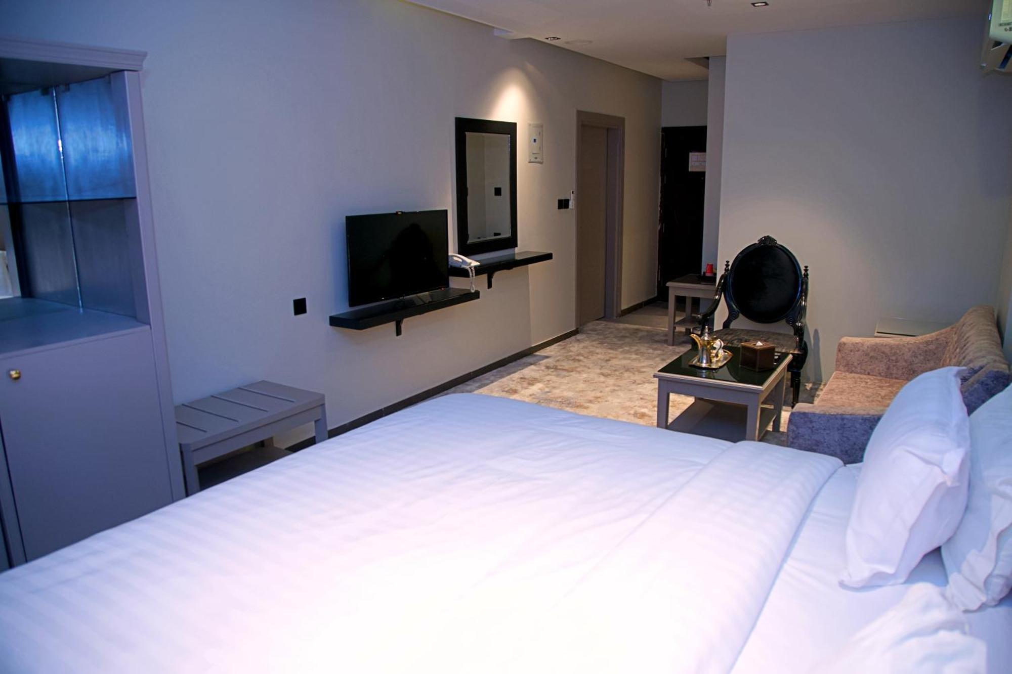 Sharz Hotel Buraidah Exterior photo
