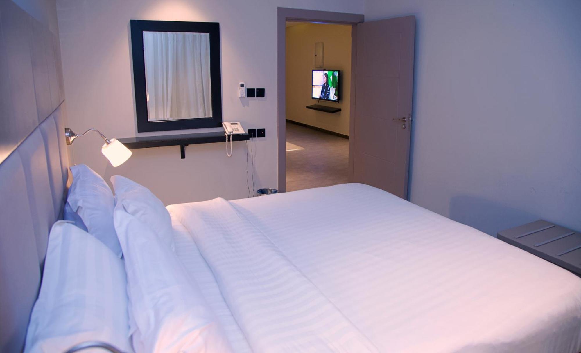 Sharz Hotel Buraidah Exterior photo