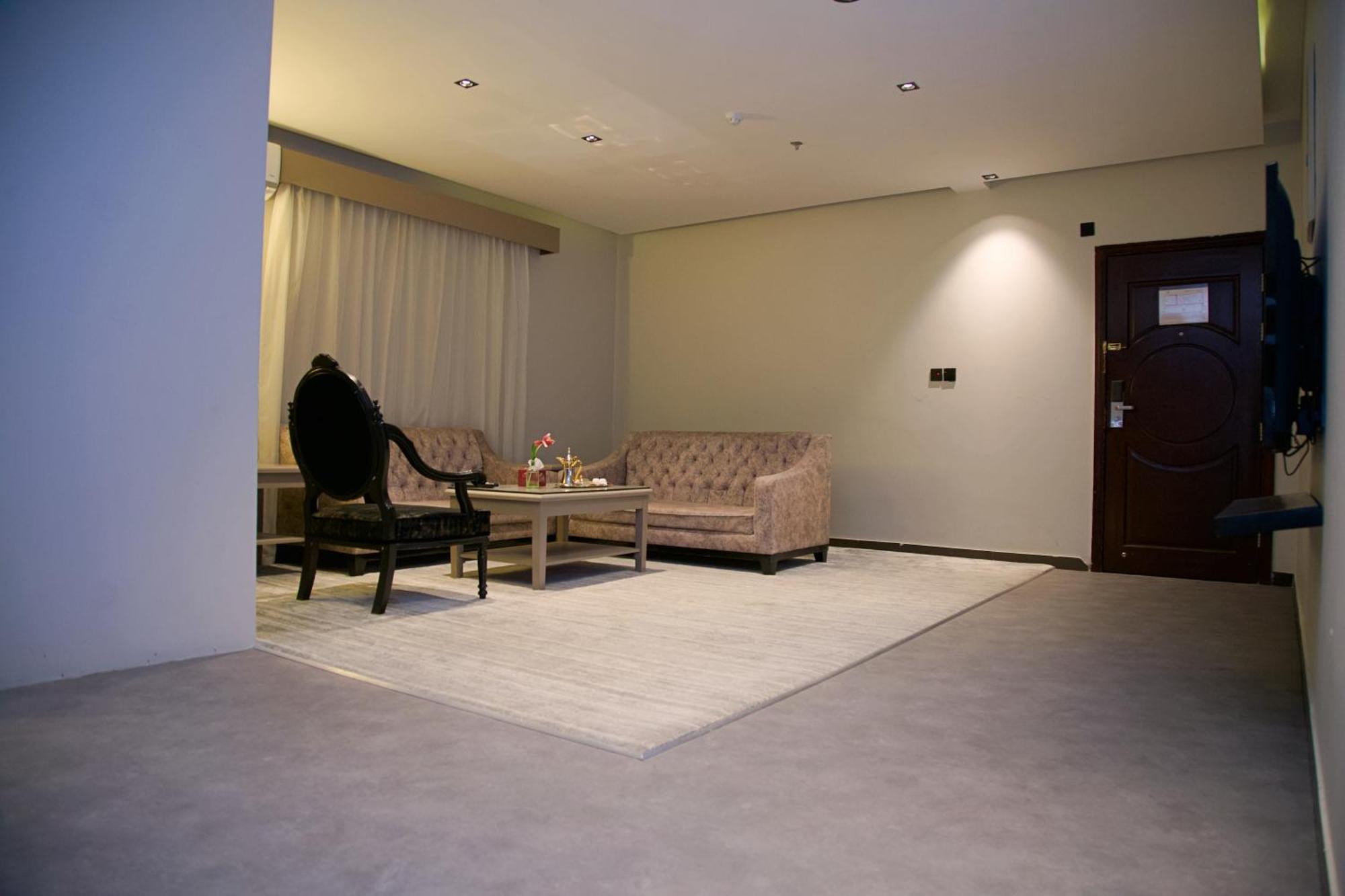 Sharz Hotel Buraidah Exterior photo