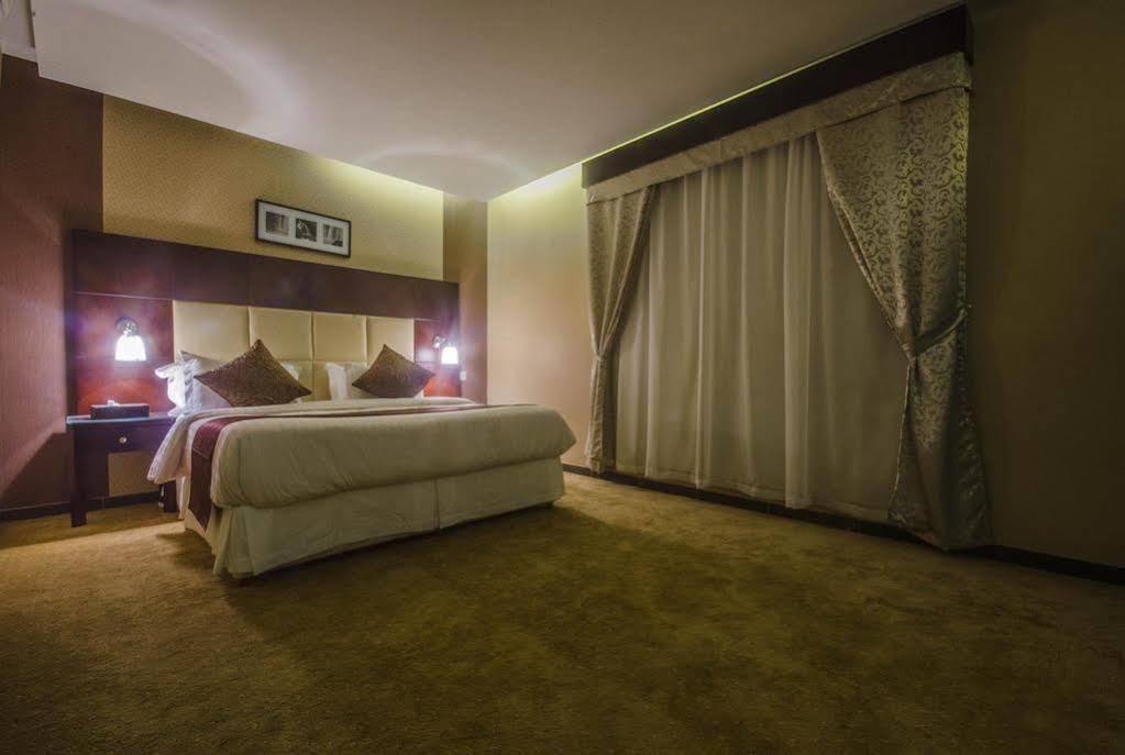Sharz Hotel Buraidah Exterior photo