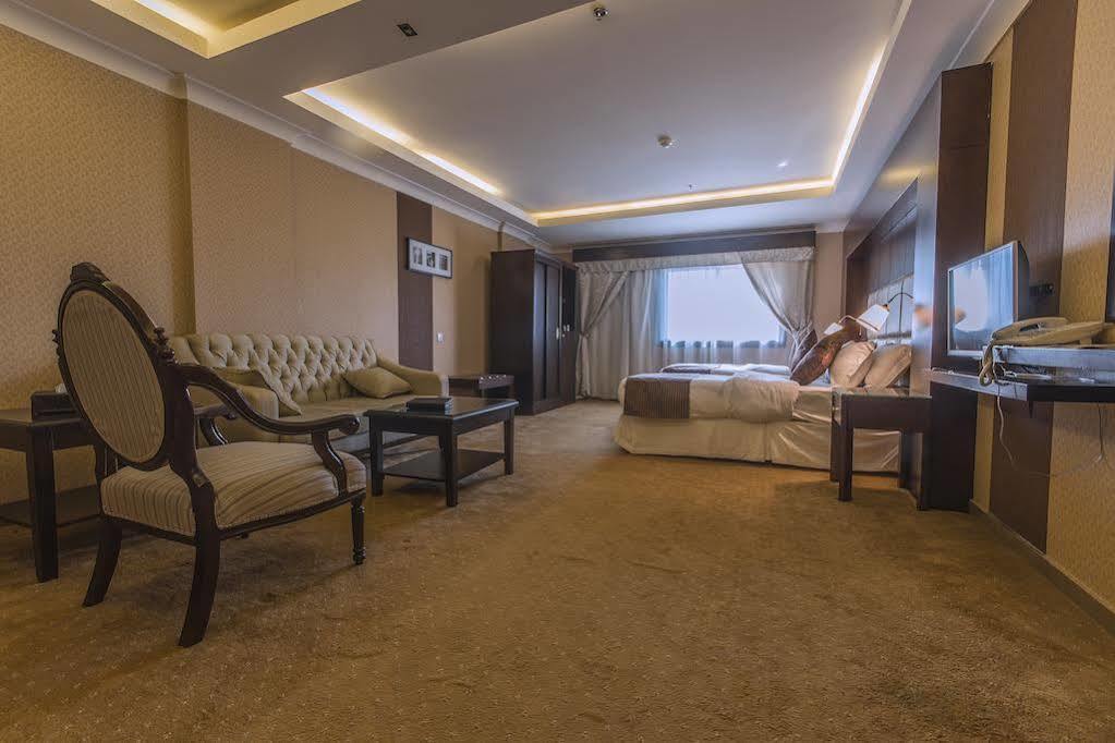 Sharz Hotel Buraidah Exterior photo